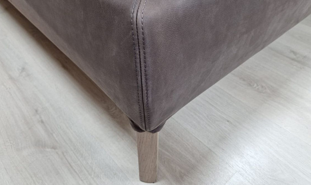 Кровать YVA от немецкой фабрики Moeller: современный дизайн с 45% скидкой!_2