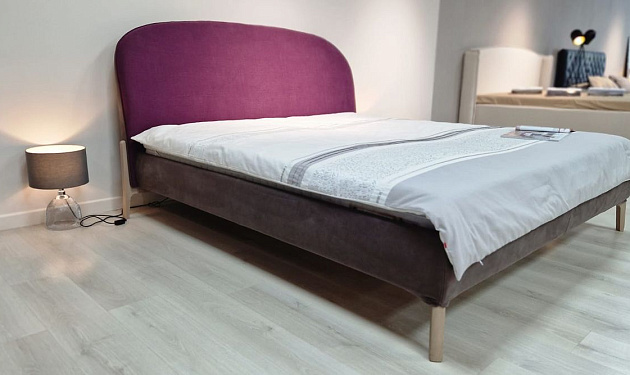 Кровать YVA от немецкой фабрики Moeller: современный дизайн с 45% скидкой!_1